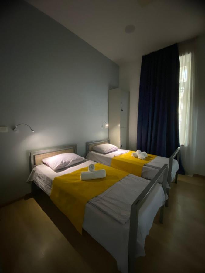 Queen Hostel Tbilissi Extérieur photo
